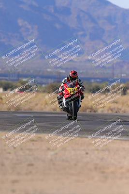 media/Dec-17-2023-CVMA (Sun) [[bf0c04832d]]/Race 2 Amateur Supersport Open/